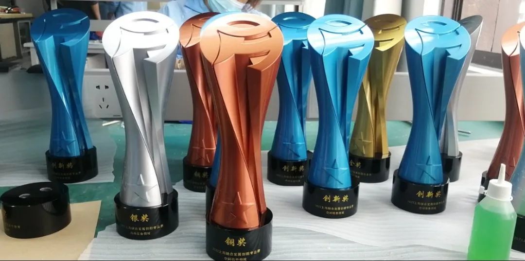 优联智造助力个性化小批量定制，速度快、质量好、更省钱