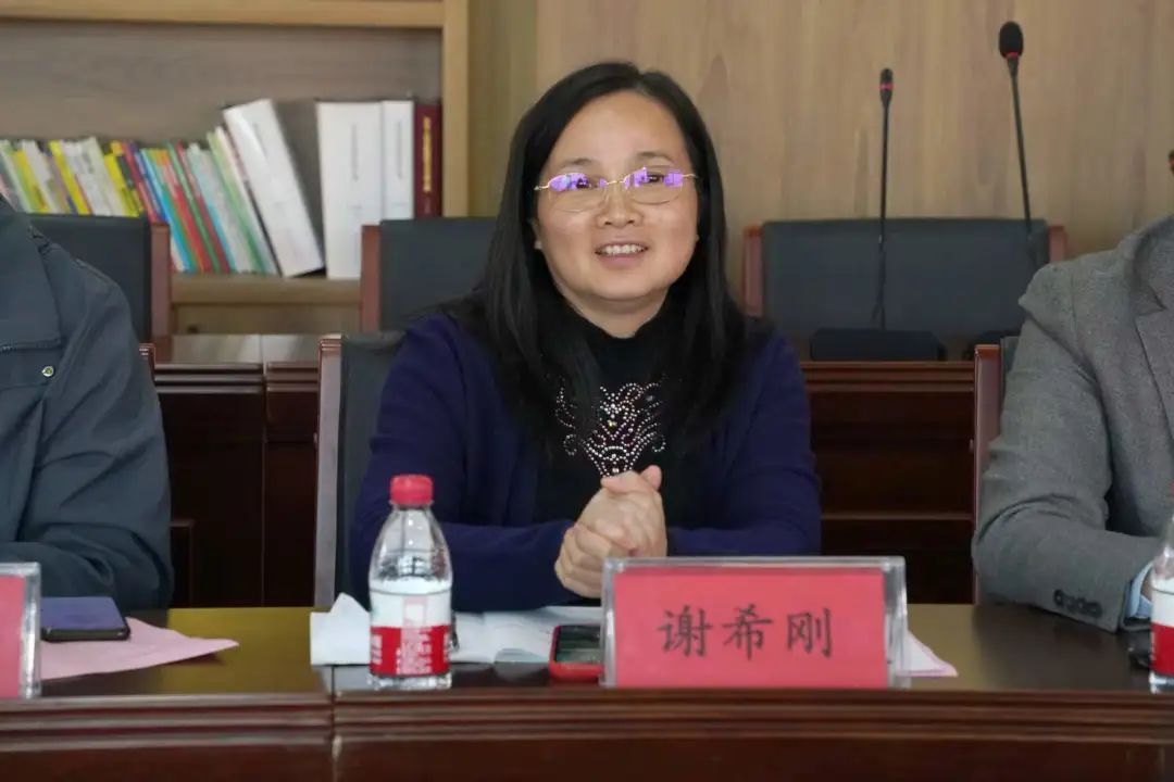 工业大型3d打印机厂家ng28南宫与湖南工业职业技术学院完成签约揭牌仪式