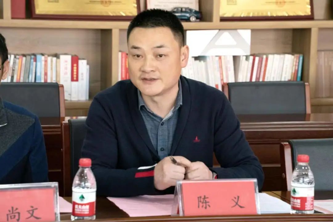 工业大型3d打印机厂家ng28南宫与湖南工业职业技术学院完成签约揭牌仪式